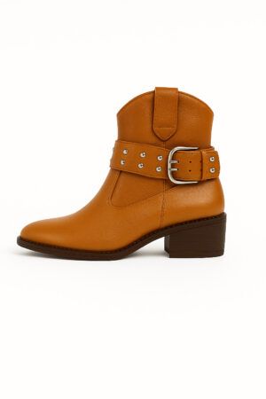 BOTA NIVA