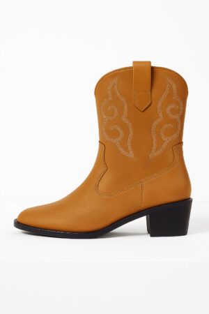 BOTA YLIAN